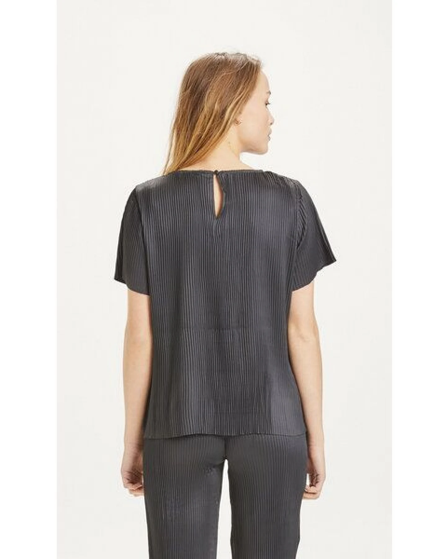 KnowledgeCotton Apparel Plisseeshirt ROSA aus recyceltem Material – Ansicht 3
