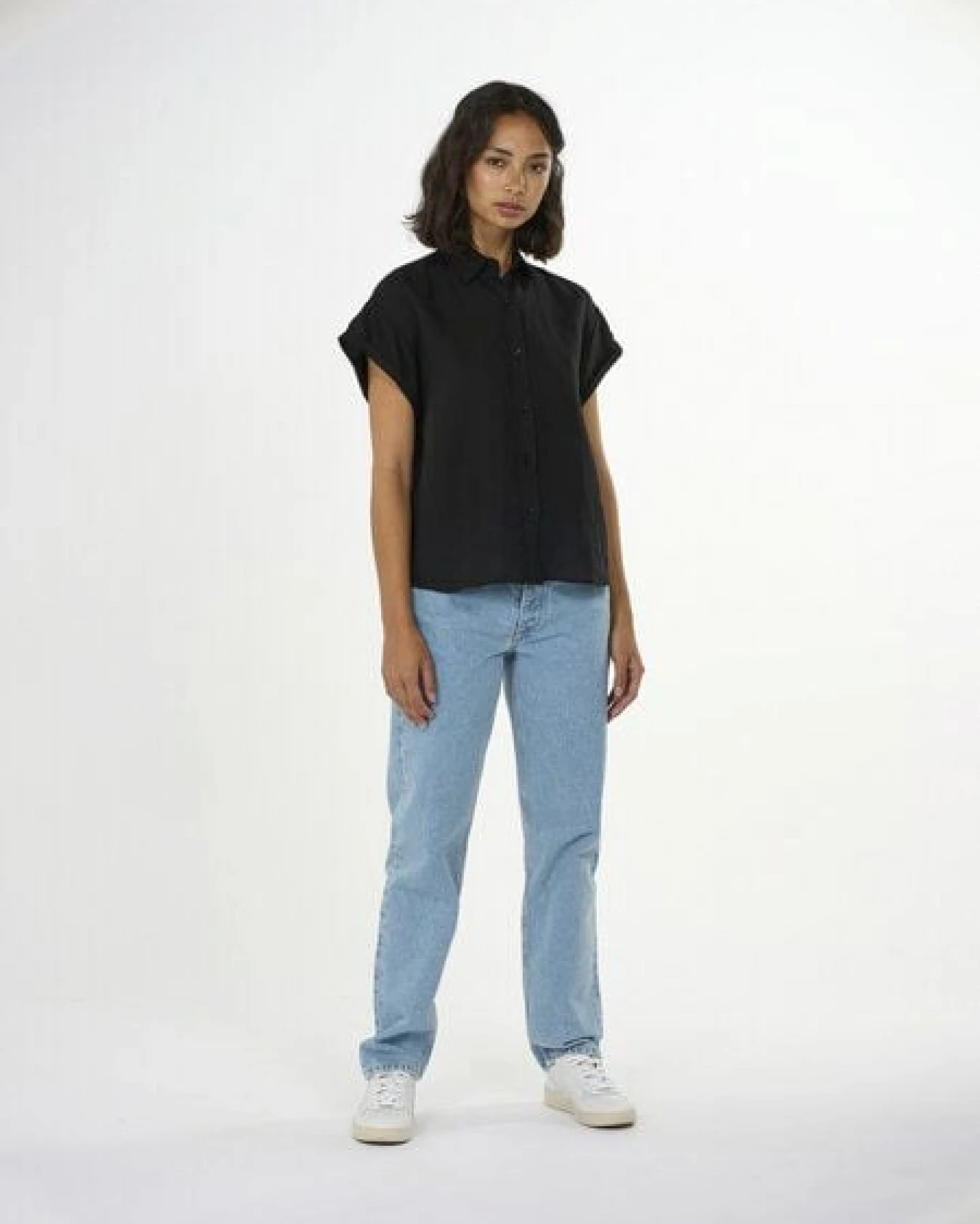 KnowledgeCotton Apparel Leinenbluse - ASTER fold up short sleeve linen shirt - aus Bio-Leinen – Ansicht 3