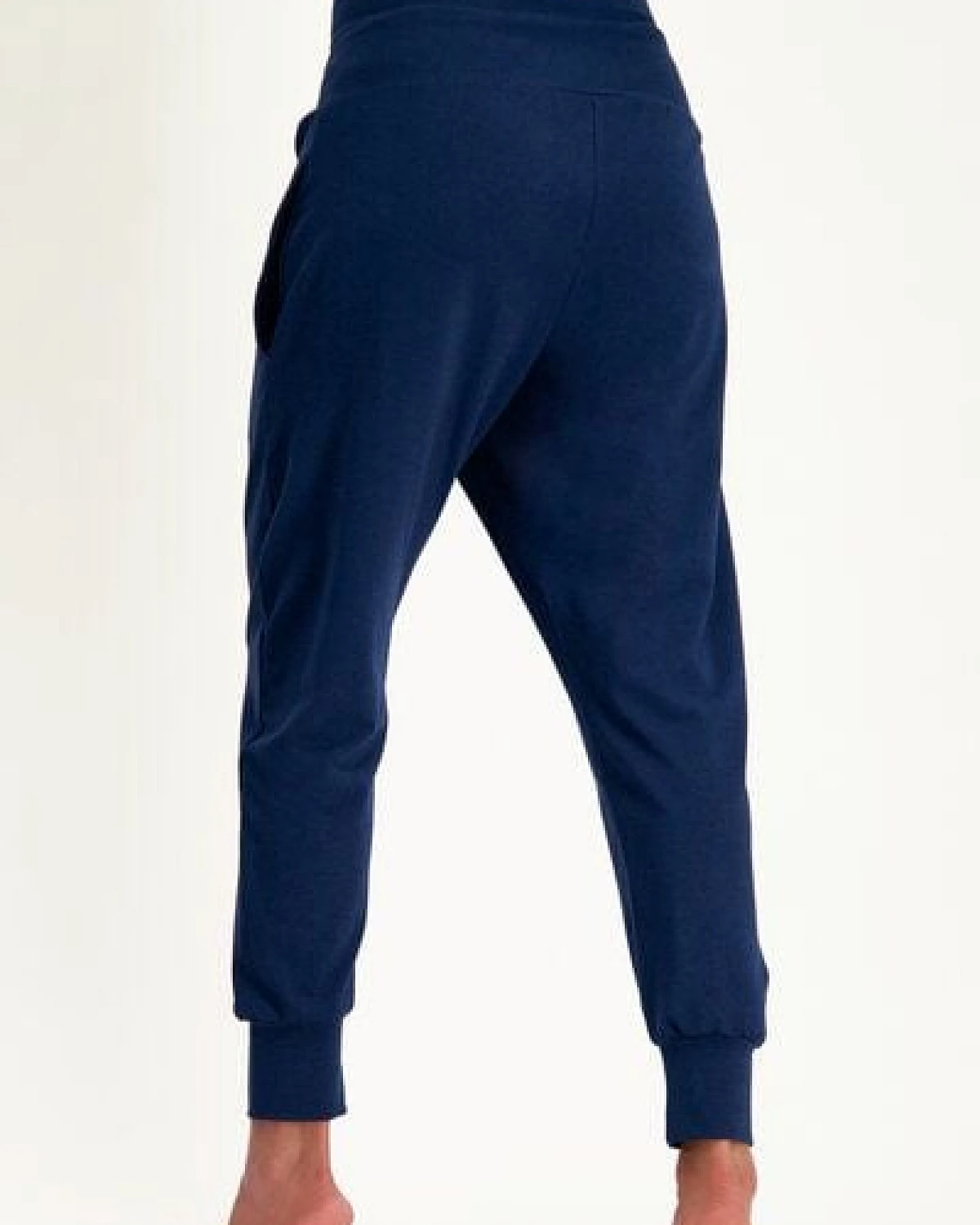 Urban Goddess Bhumi Loose Fit Yoga Hose – Ansicht 3
