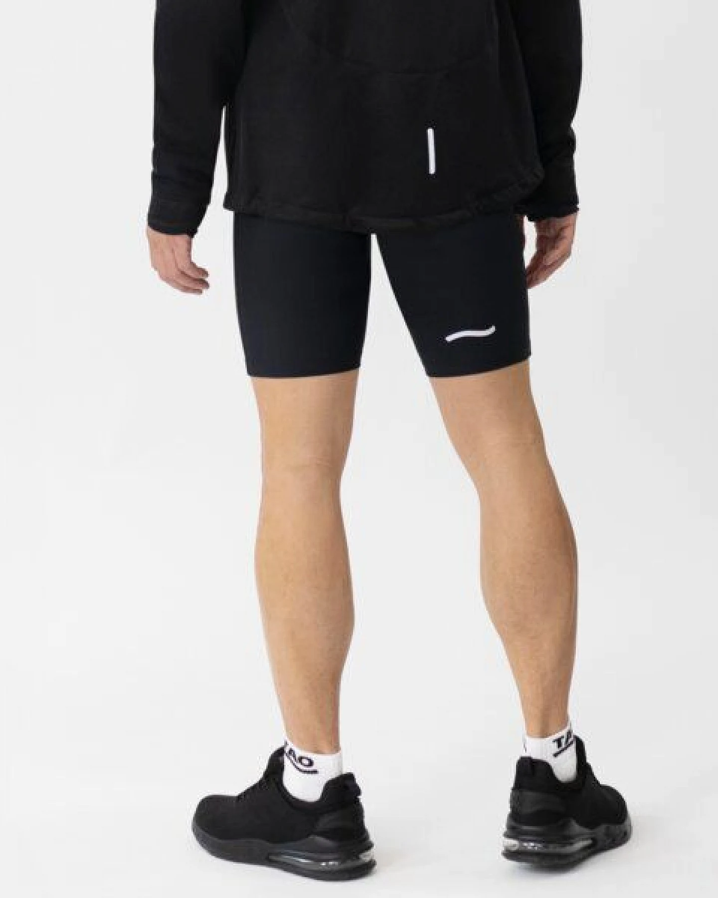 TAO Sportswear Atmungsaktive Herren Lauftight LINU mit Gesäßtasche – Ansicht 2
