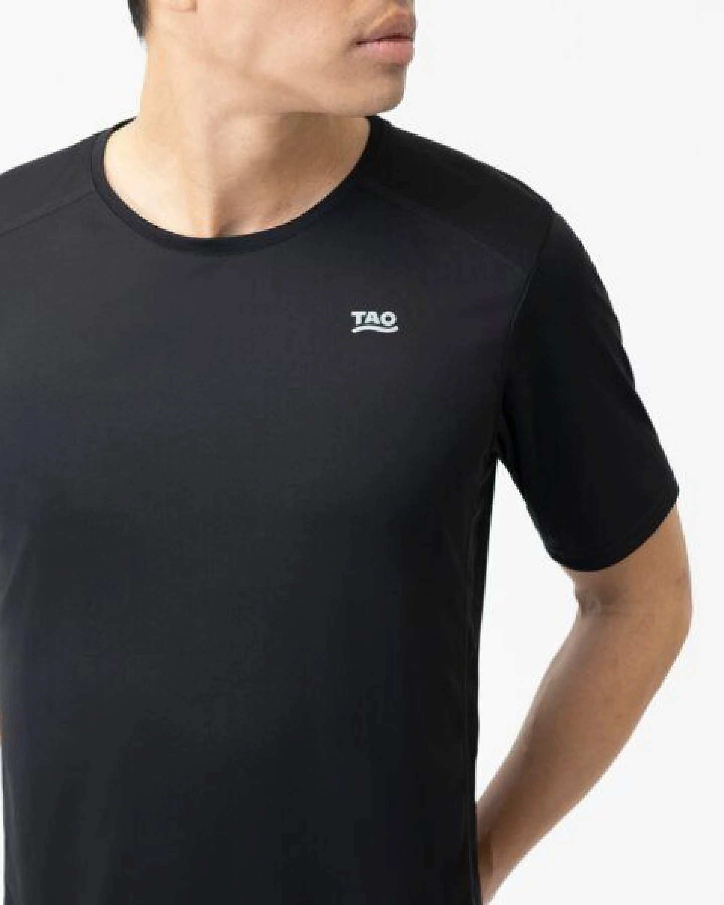 TAO Sportswear Atmungsaktives Herren Laufshirt PINO mit Reflektoren – Ansicht 2