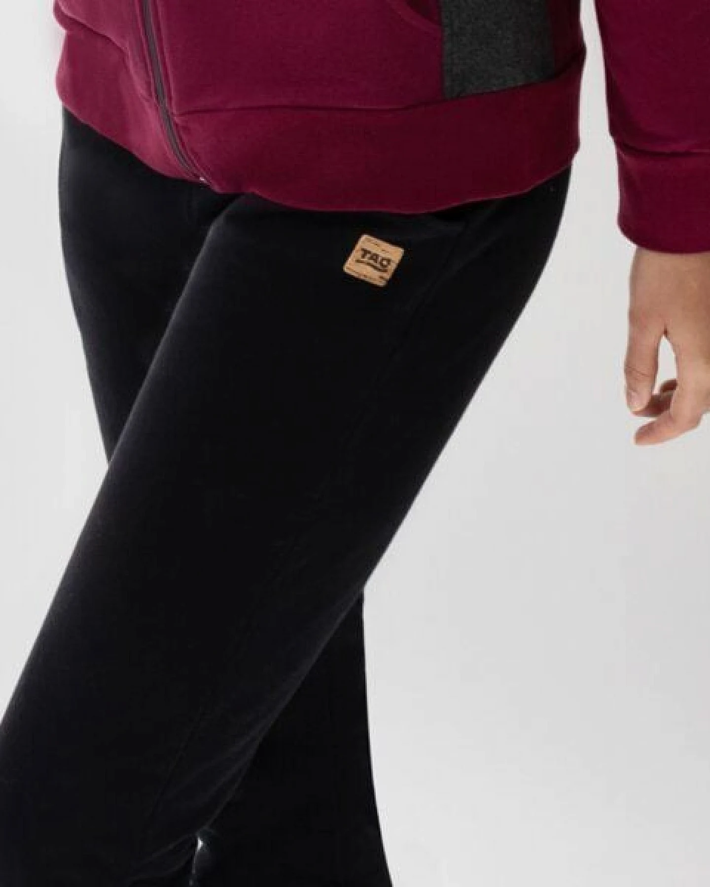 TAO Sportswear Warme Damen Jogginghose ELFI aus Bio-Baumwolle – Ansicht 3