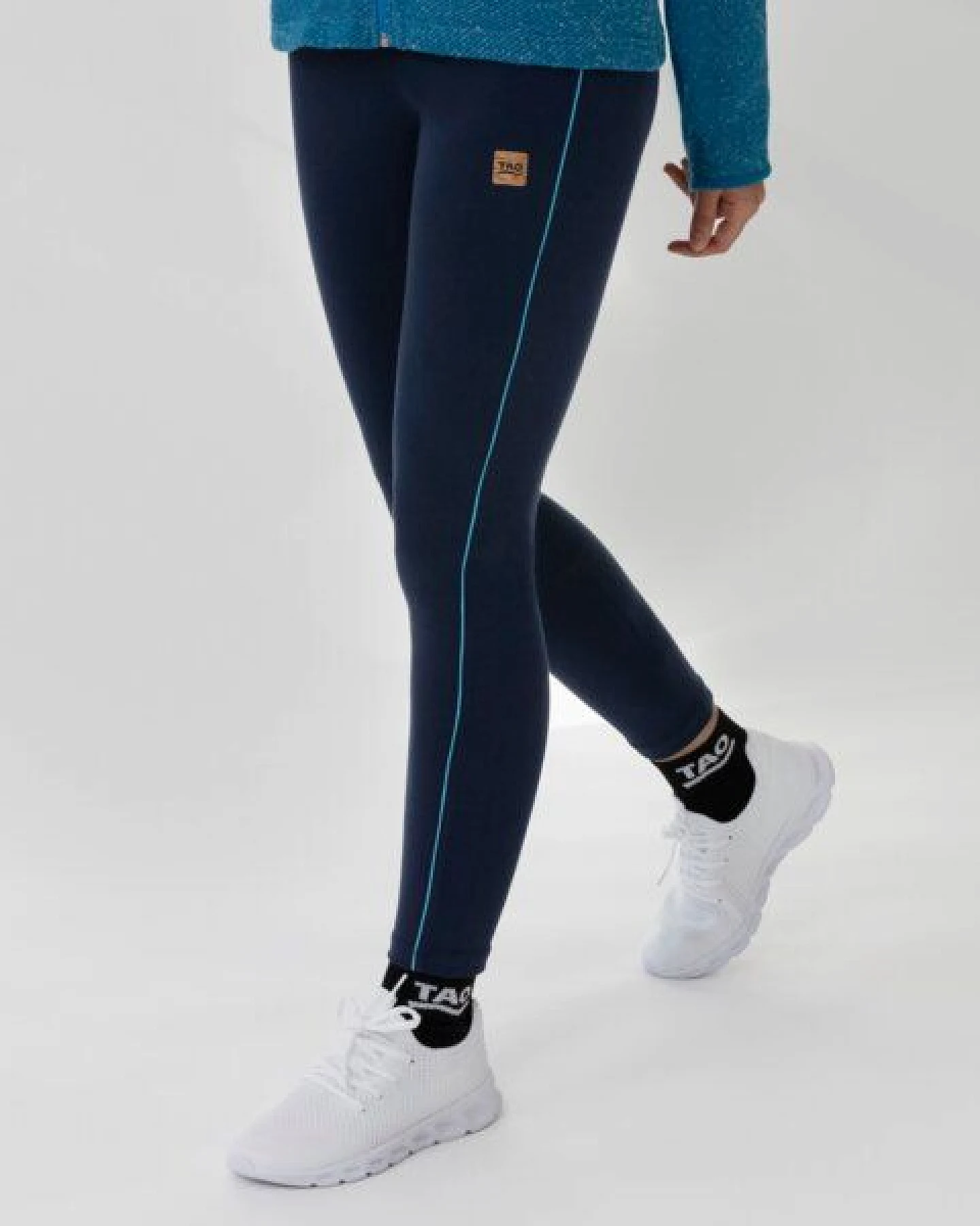 TAO Sportswear Körpernahe Damen Leggings FRIDA aus Bio-Baumwolle – Ansicht 2