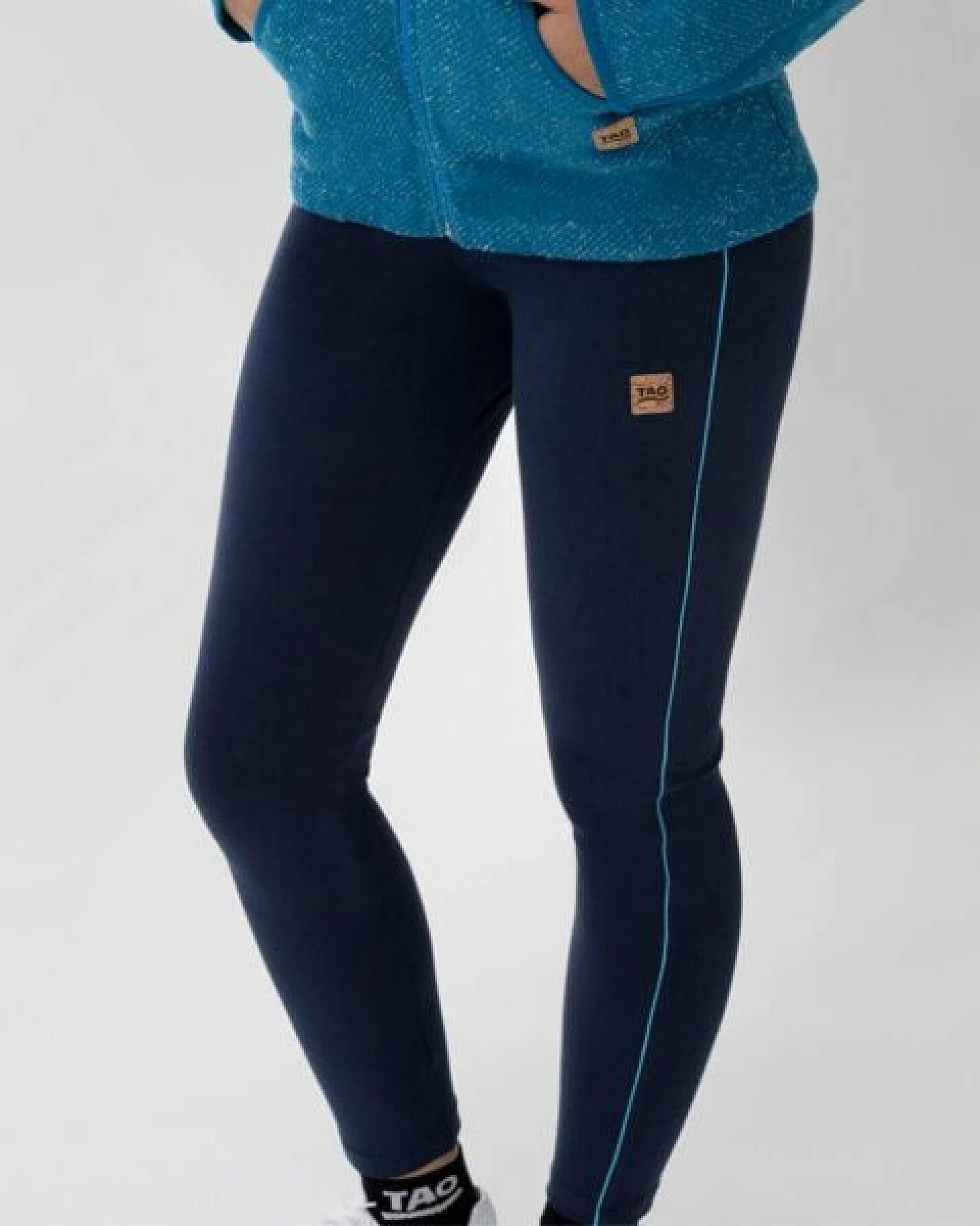 TAO Sportswear Körpernahe Damen Leggings FRIDA aus Bio-Baumwolle – Ansicht 4