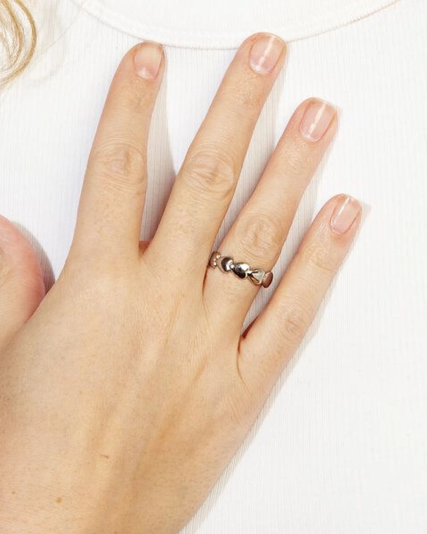 Größenverstellbarer Herz Ring Ø17mm von Elektropulli – Ansicht 2