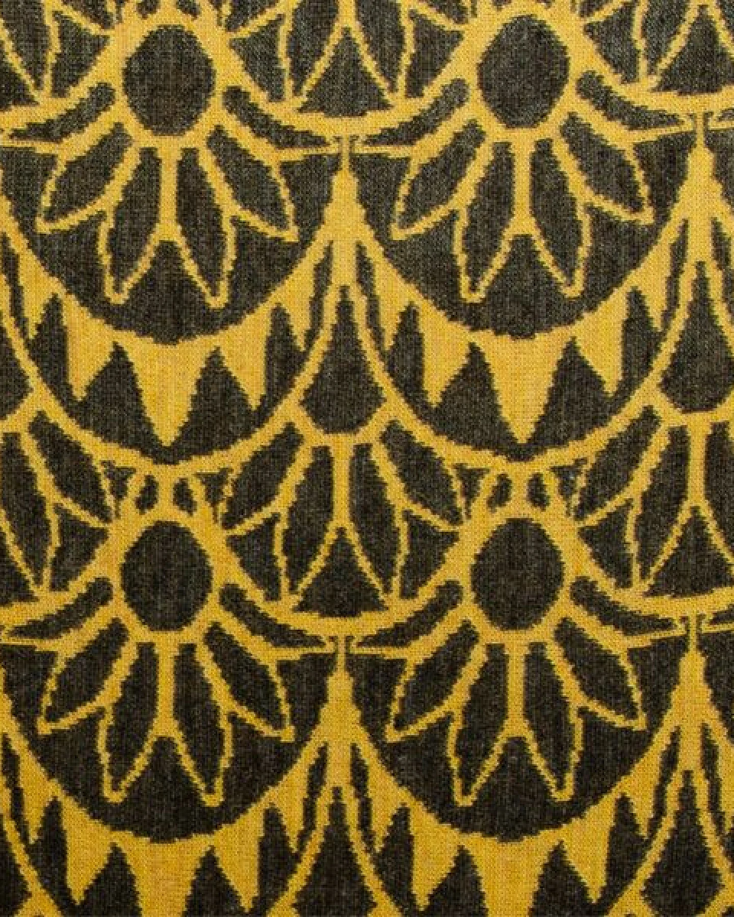 LANARTO slow fashion Stola dreieckiges Schultertuch Sonne zweifarbig gestrickt aus mulesingfreier Merinowolle – Ansicht 3