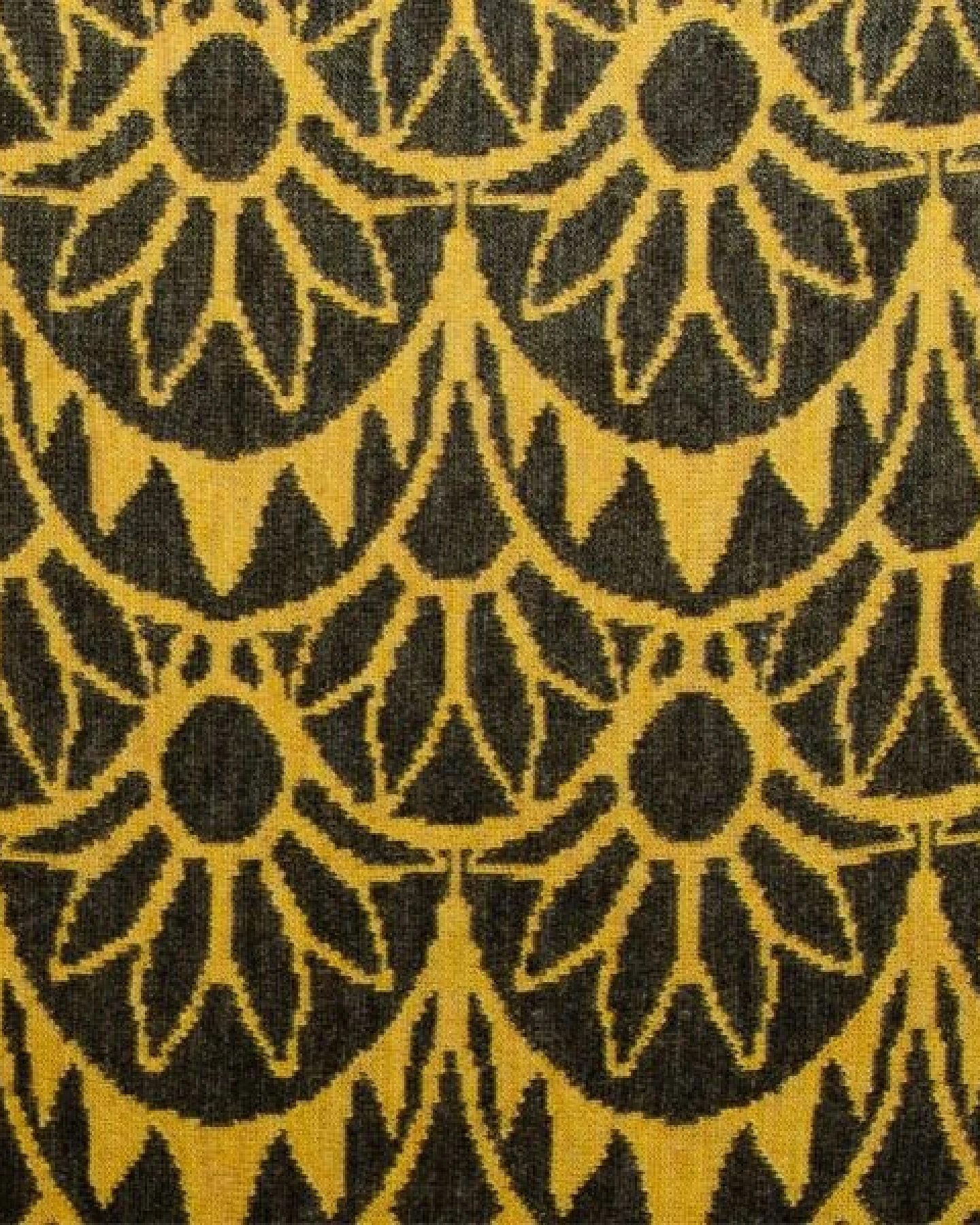 LANARTO slow fashion Stola dreieckiges Schultertuch Sonne zweifarbig gestrickt aus mulesingfreier Merinowolle – Ansicht 3