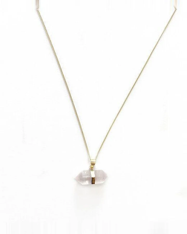Crystal and Sage Rosenquarz Diamond Halskette