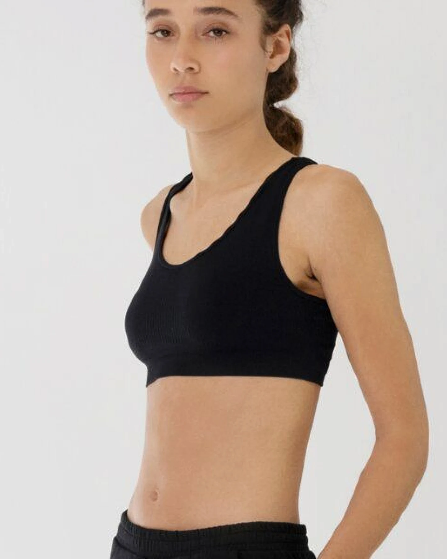 TAO Sportswear Schnelltrocknendes & nahtloses Damen Funktionsbustier – Ansicht 2