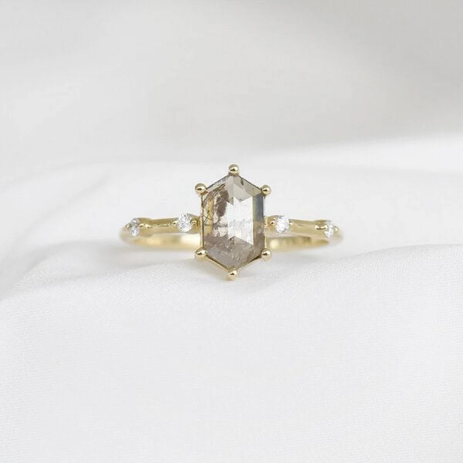 Weiss