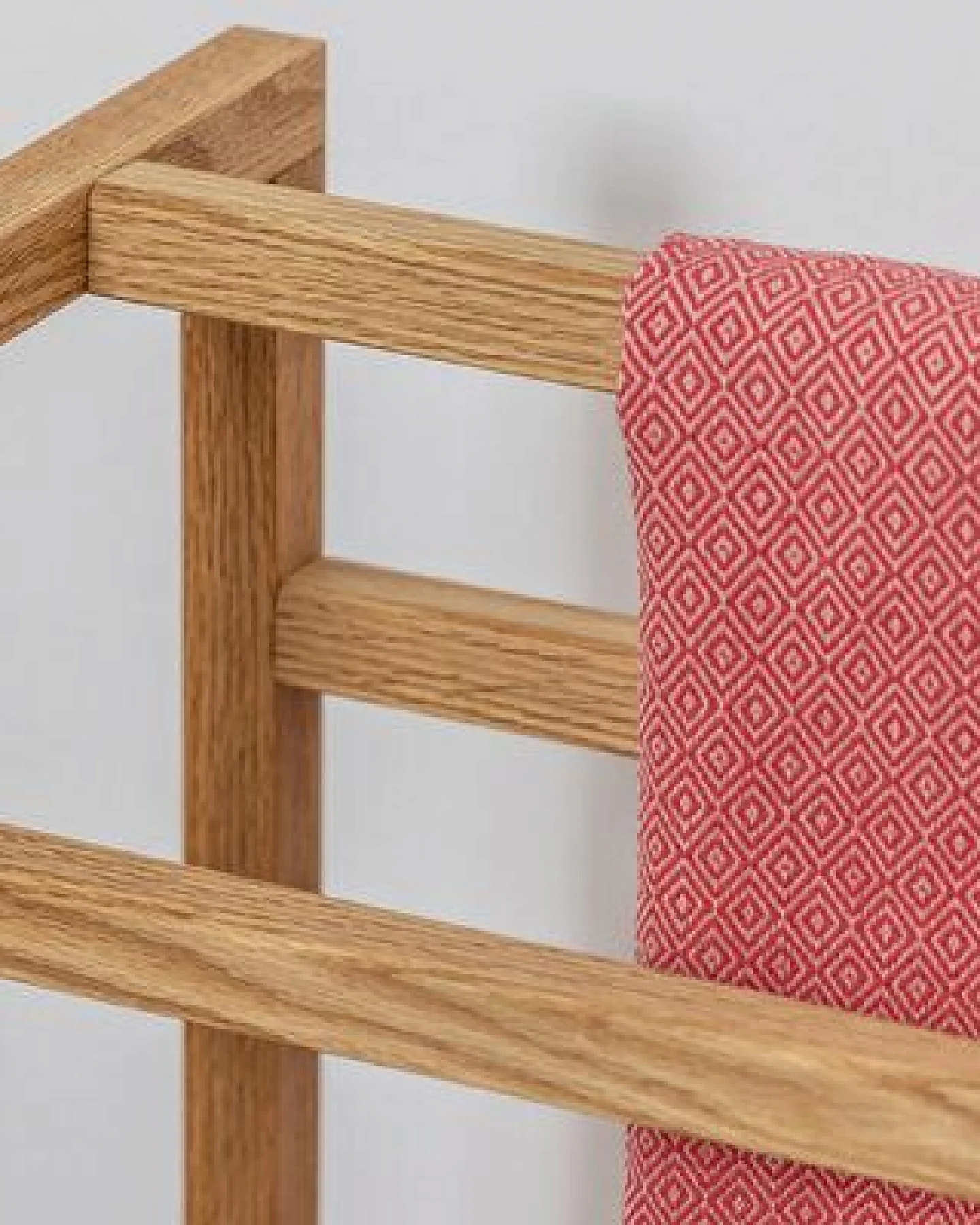 kleiderleiter_de Handtuchhalter, Handtuchständer KARL aus massiver Eiche – Ansicht 4
