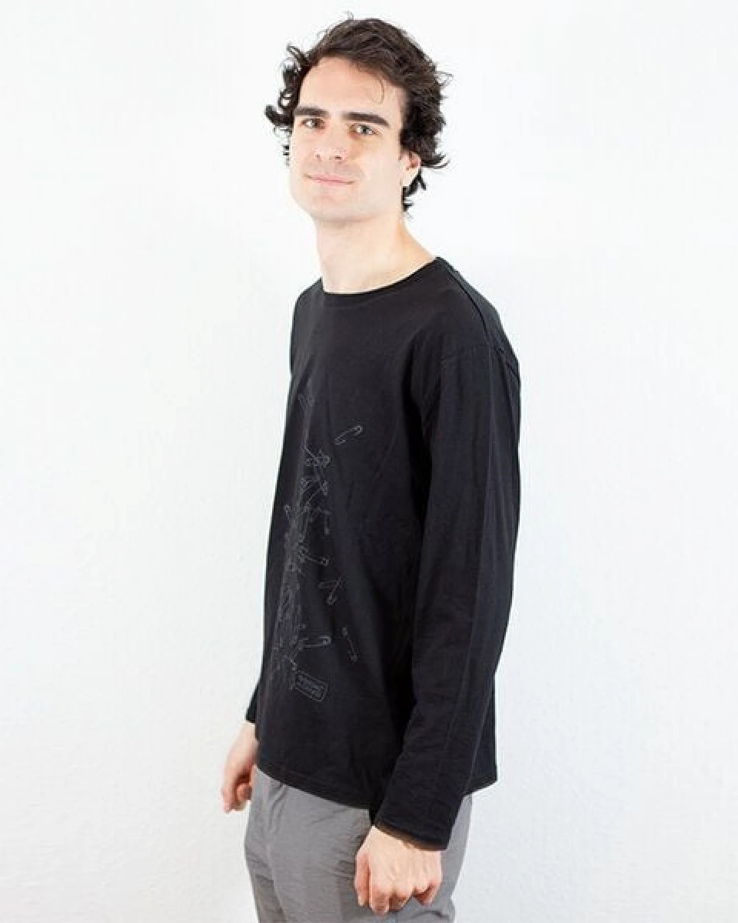 Spangeltangel Langarm-Shirt "Sicherheitsnadeln", schwarz, Herren, Siebdruck – Ansicht 3