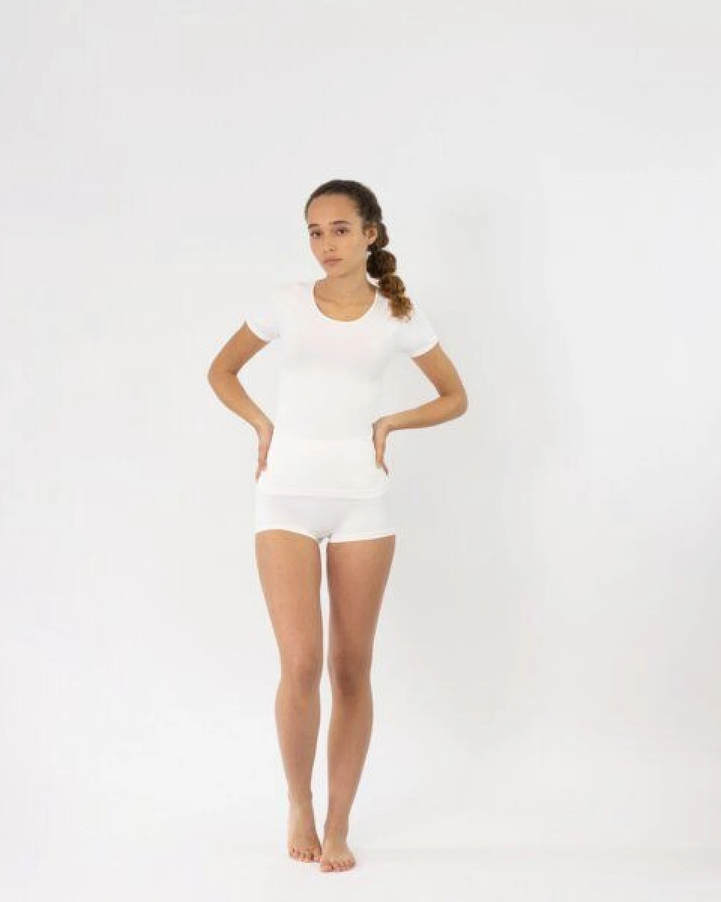 TAO Sportswear Schnelltrocknendes & nahtloses Damen Funktionsshirt – Ansicht 3
