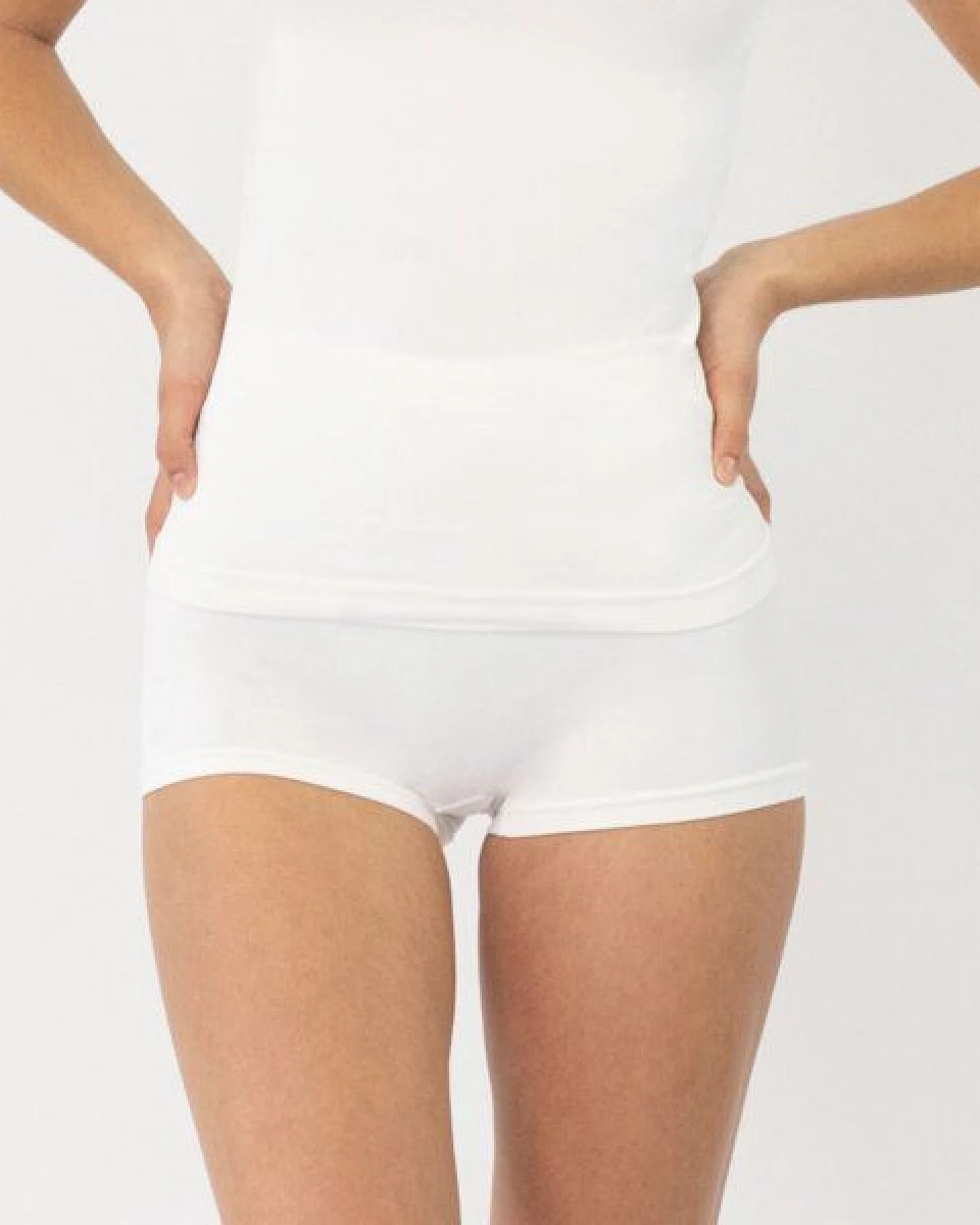 TAO Sportswear Schnelltrocknende & nahtlose Damen Funktionsboxer – Ansicht 3