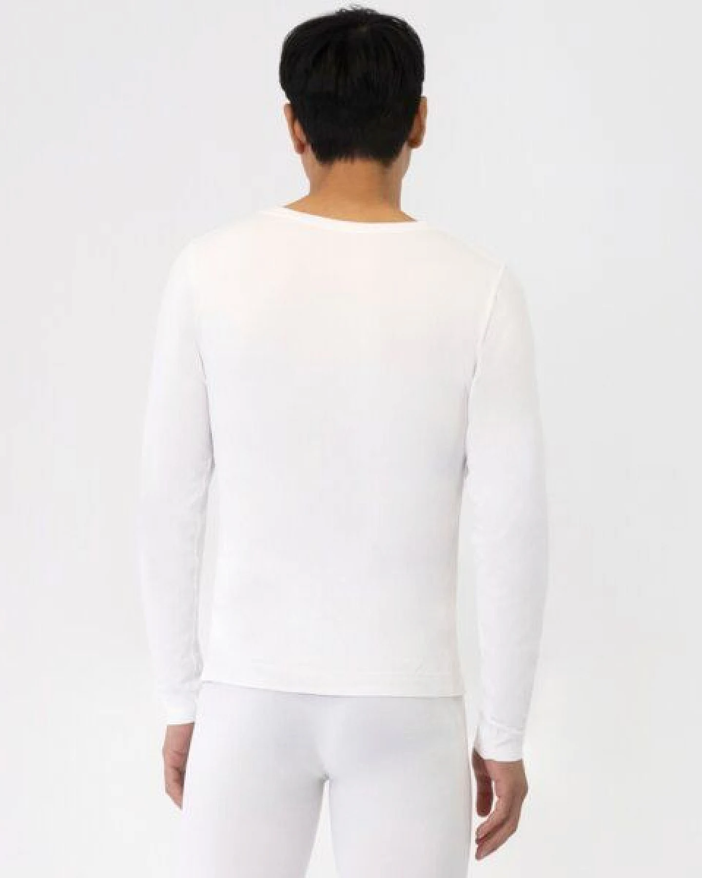 TAO Sportswear Schnelltrocknendes & nahtloses Herren Funktionsshirt – Ansicht 3