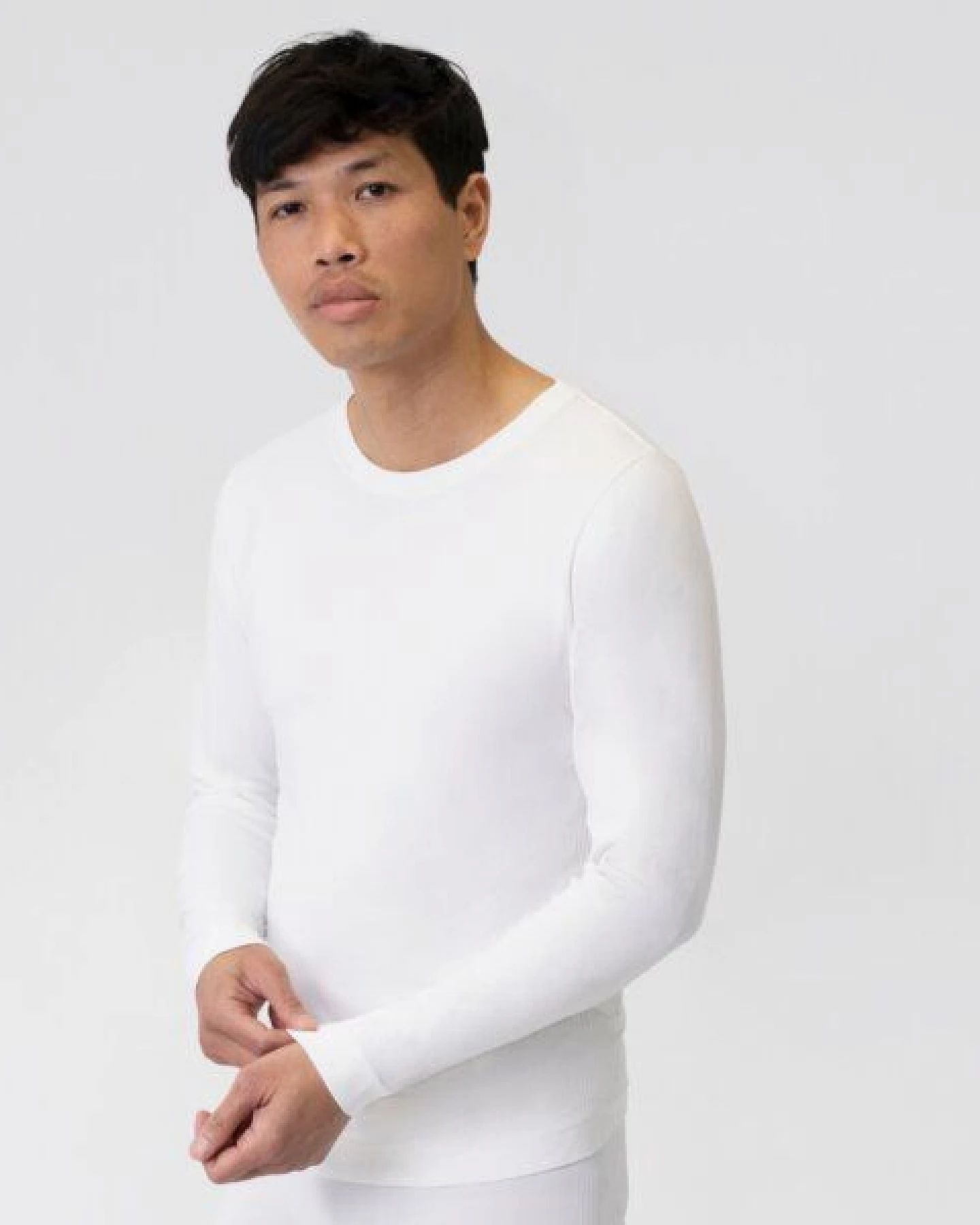 TAO Sportswear Schnelltrocknendes & nahtloses Herren Funktionsshirt – Ansicht 2