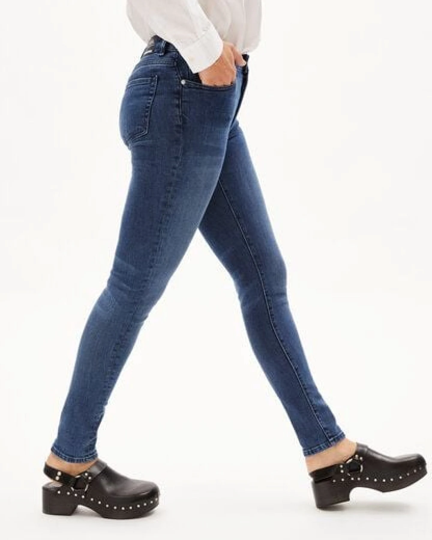 ARMEDANGELS TILLAA - Damen Jeans Skinny Leg Mid Waist Bio-Baumwoll Mix X-Stretch – Ansicht 4