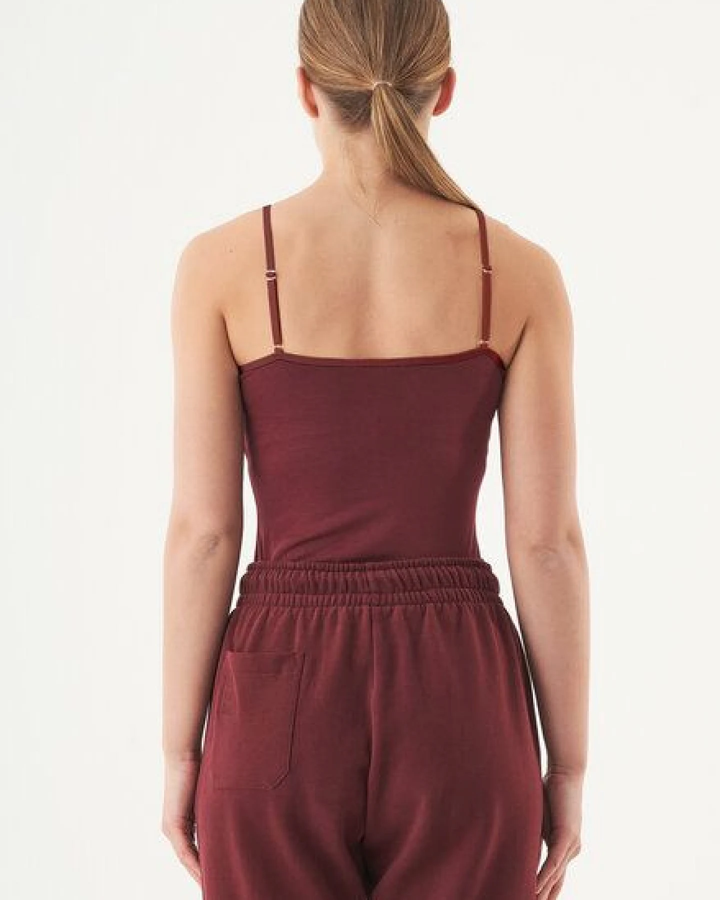 ORGANICATION ESSENTIALS-ALINA - Singlet Top aus supersoftem TENCEL Modal-Mix – Ansicht 3