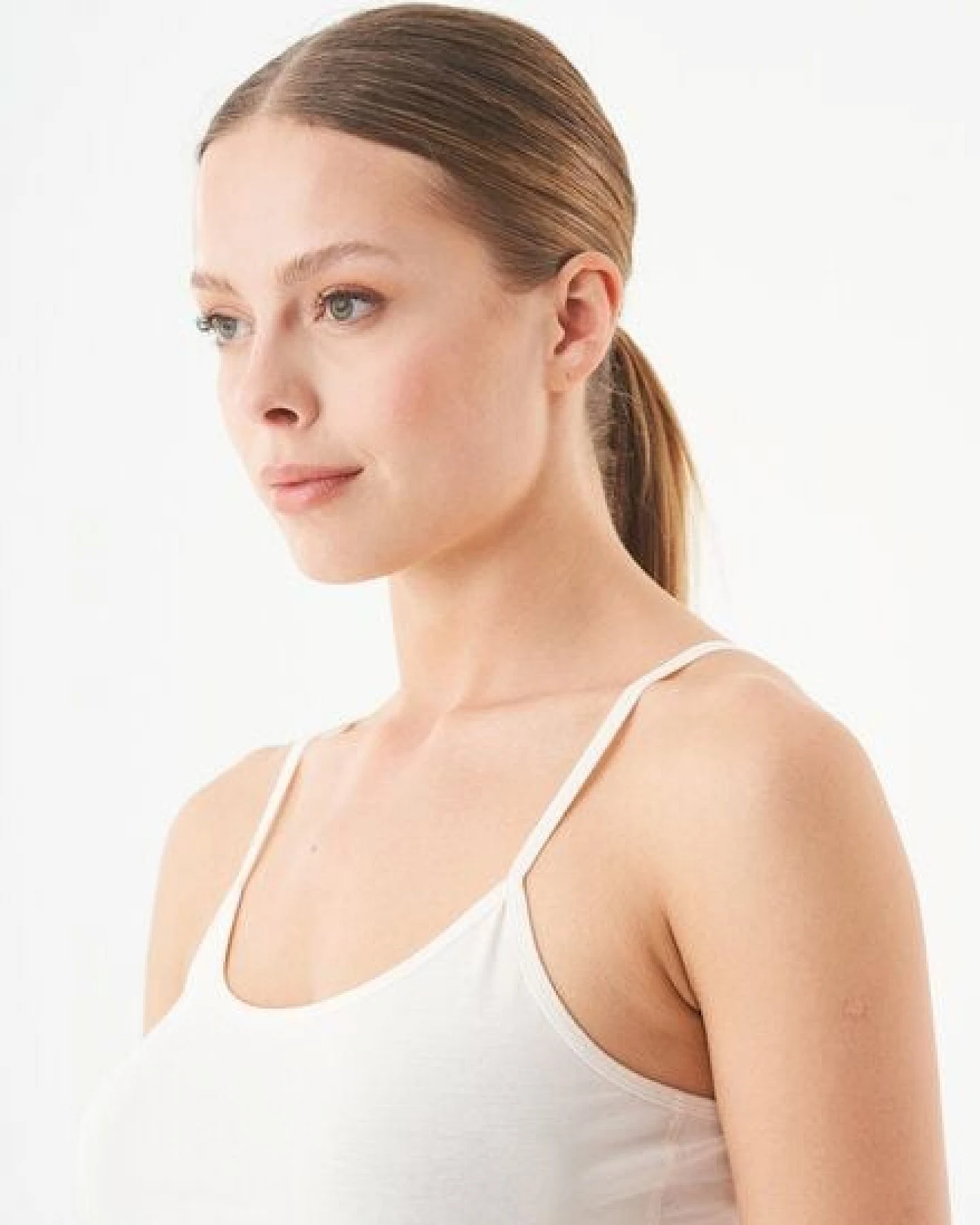 ORGANICATION ESSENTIALS-ALINA - Singlet Top aus supersoftem TENCEL Modal-Mix – Ansicht 3
