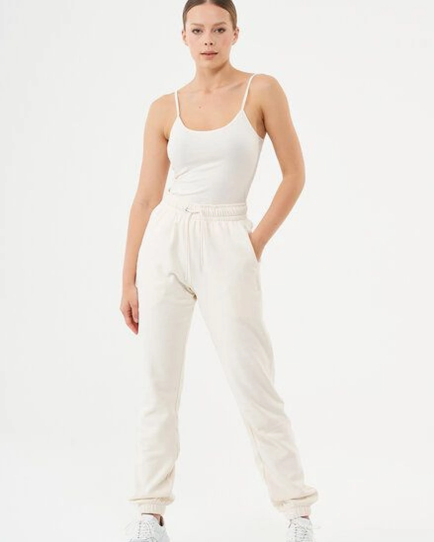 ORGANICATION ESSENTIALS-ALINA - Singlet Top aus supersoftem TENCEL Modal-Mix – Ansicht 2