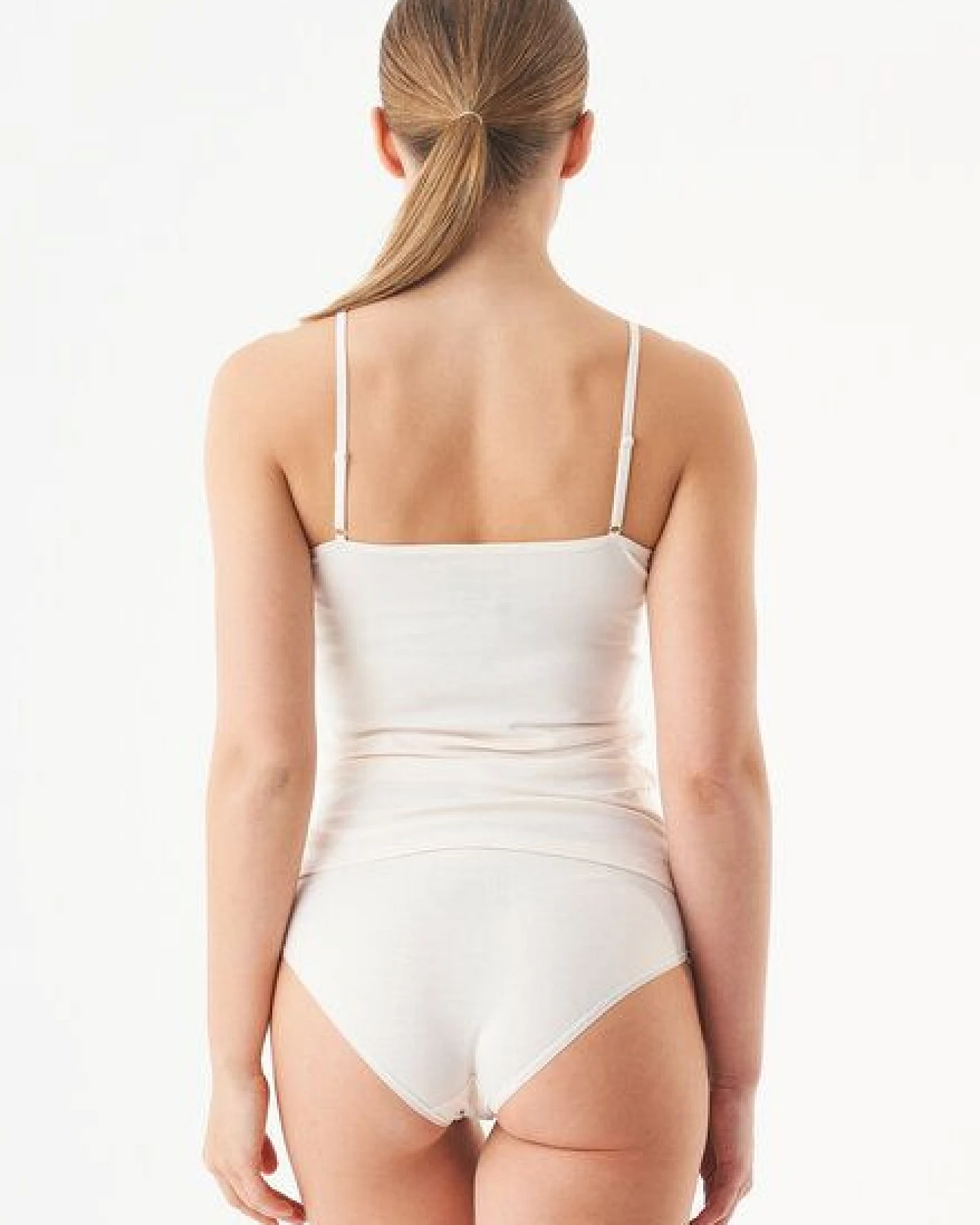 ORGANICATION ESSENTIALS-ALINA - Singlet Top aus supersoftem TENCEL Modal-Mix – Ansicht 4