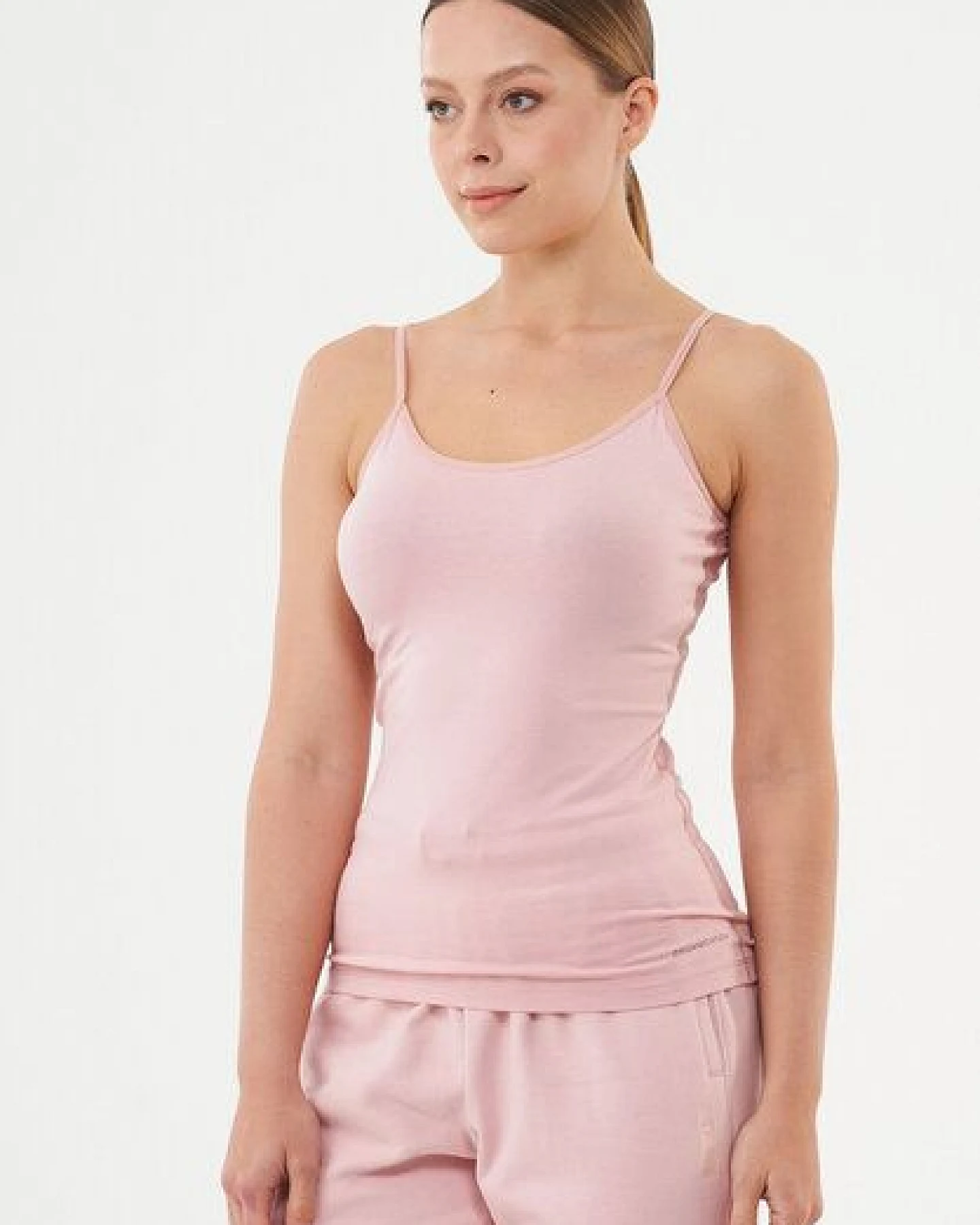 ORGANICATION ESSENTIALS-ALINA - Singlet Top aus supersoftem TENCEL Modal-Mix – Ansicht 4
