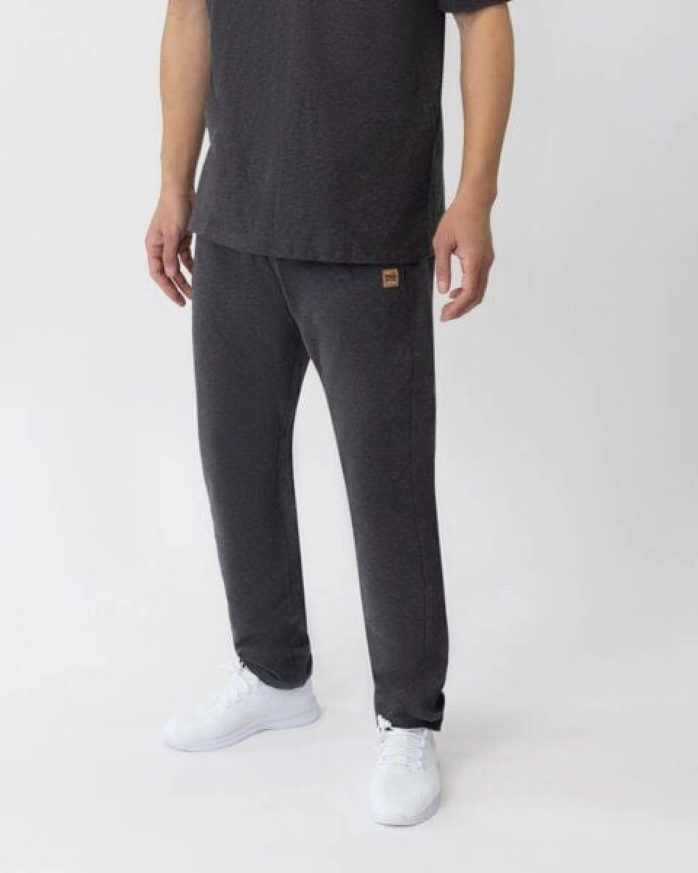 TAO Sportswear Bequeme Herren Jogginghose HANSI aus Bio-Baumwolle – Ansicht 4