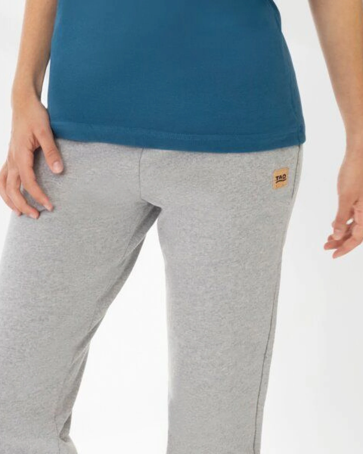 TAO Sportswear Lange Damen Jogginghose HEIDI aus Bio-Baumwolle – Ansicht 3