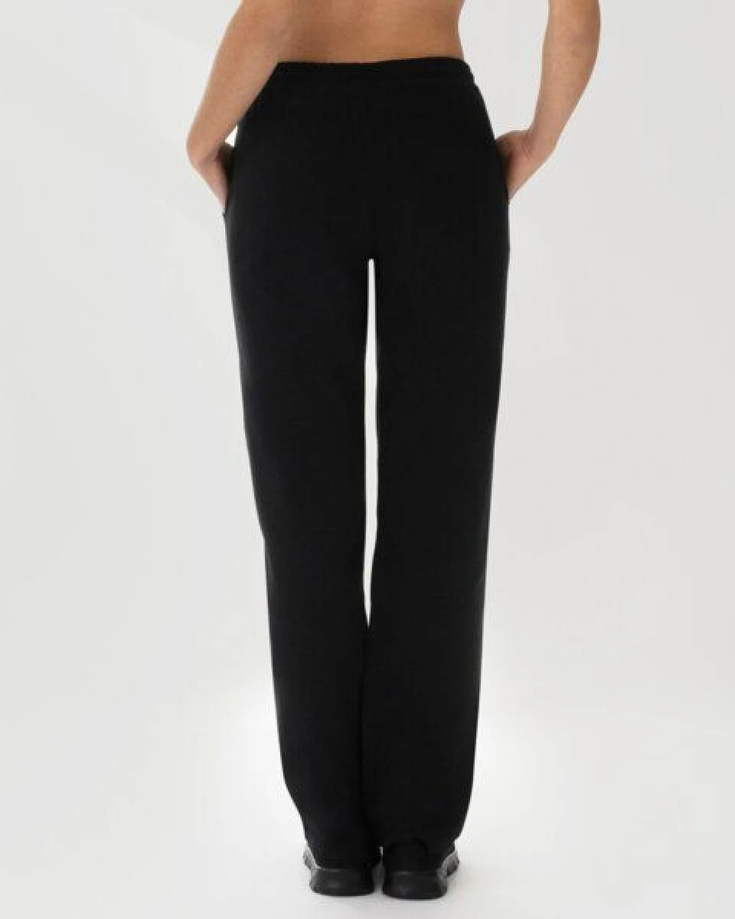 TAO Sportswear Lange Damen Jogginghose HEIDI aus Bio-Baumwolle – Ansicht 2