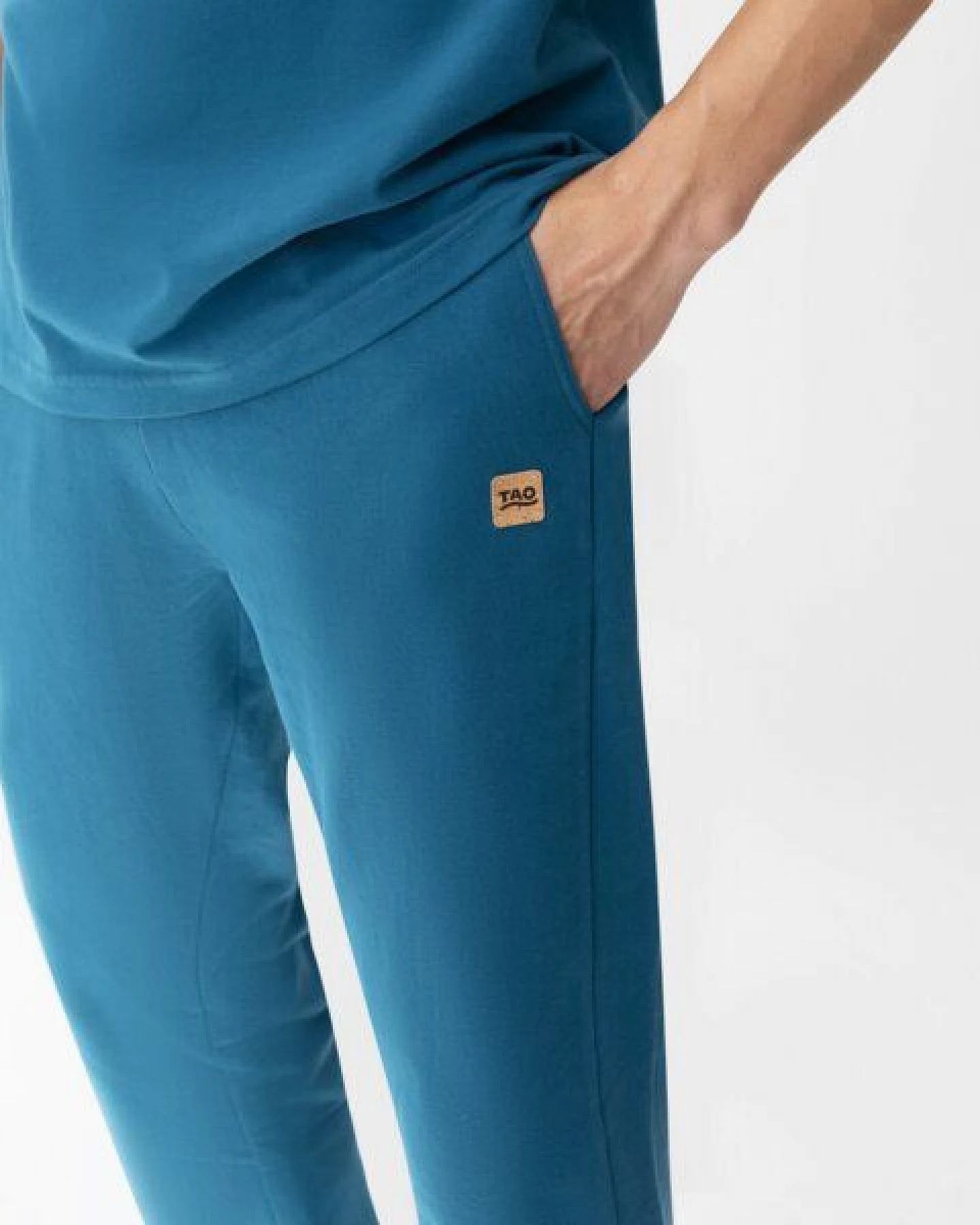 TAO Sportswear Bequeme Herren Jogginghose HANSI aus Bio-Baumwolle – Ansicht 3