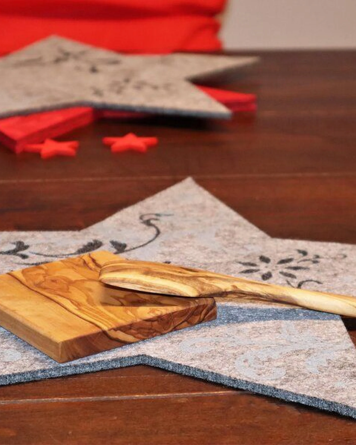 NATUREHOME Raclette Set Olivenholz - 6 Holz-Schaber für Raclette Pfännchen – Ansicht 2