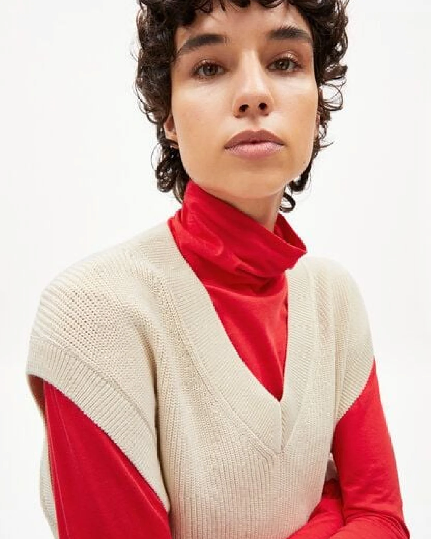 ARMEDANGELS VARNAA SOFT - Damen Pullunder aus Bio-Baumwolle – Ansicht 3