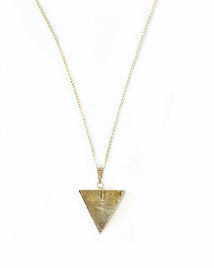 Crystal and Sage Zitrin Dreieck Halskette, vergoldet
