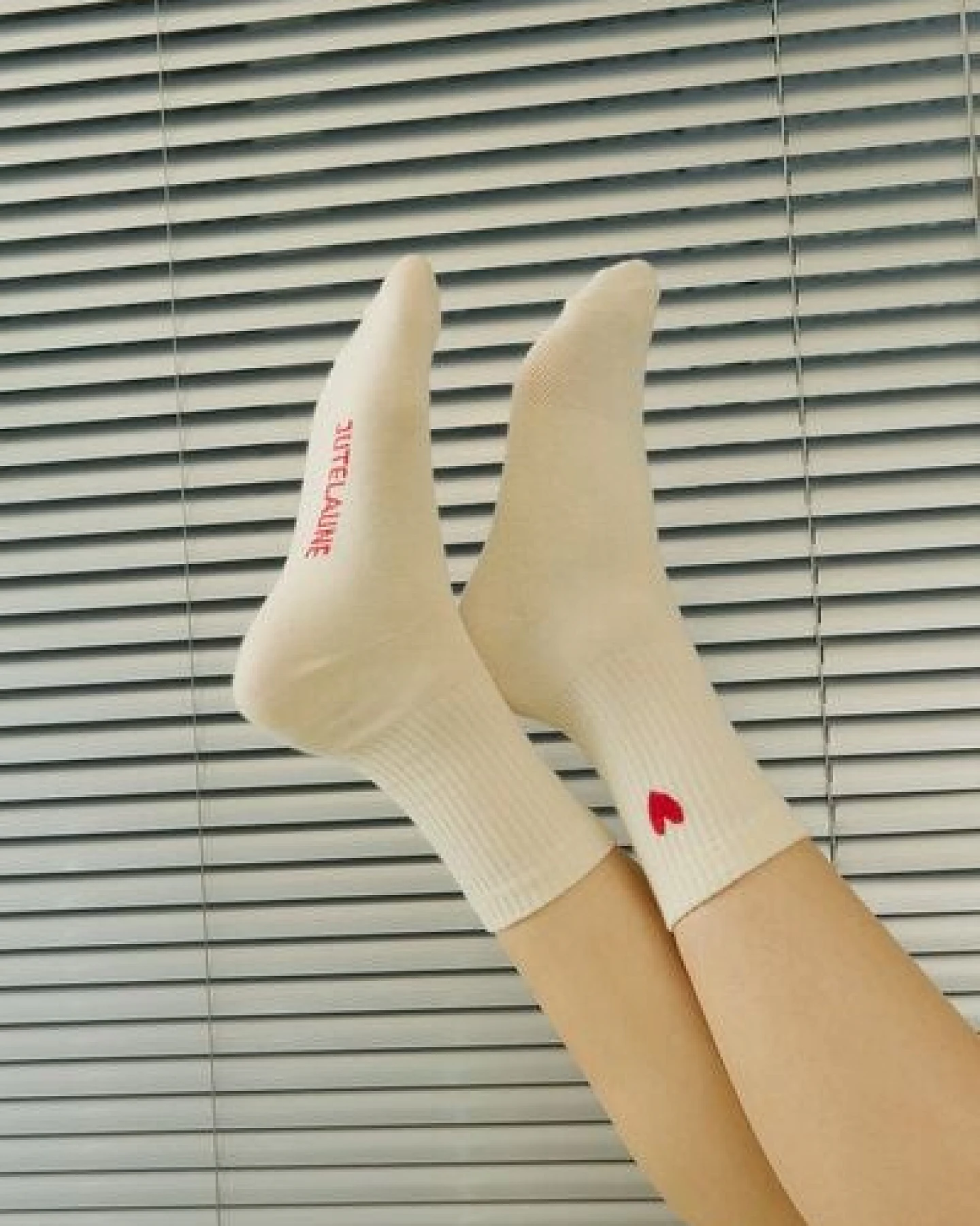Jutelaune Red Heart Socks - GRS und OEKO-TEX Zertifizierungen – Ansicht 2