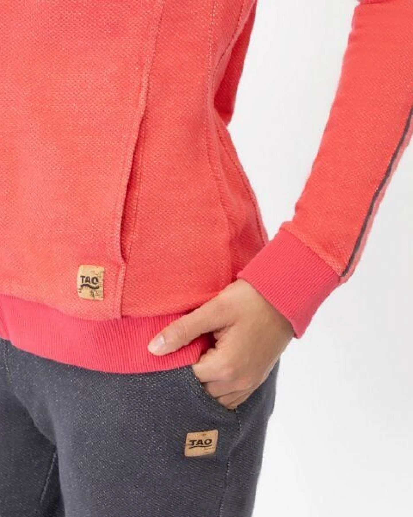 TAO Sportswear Taillierte Damen Bio-Baumwolljacke FRITZI mit Stehkragen – Ansicht 4