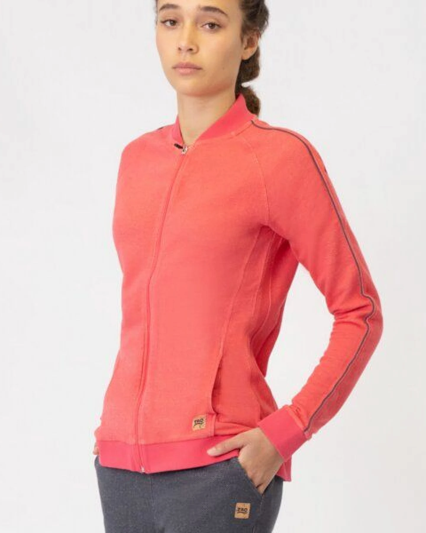 TAO Sportswear Taillierte Damen Bio-Baumwolljacke FRITZI mit Stehkragen – Ansicht 2