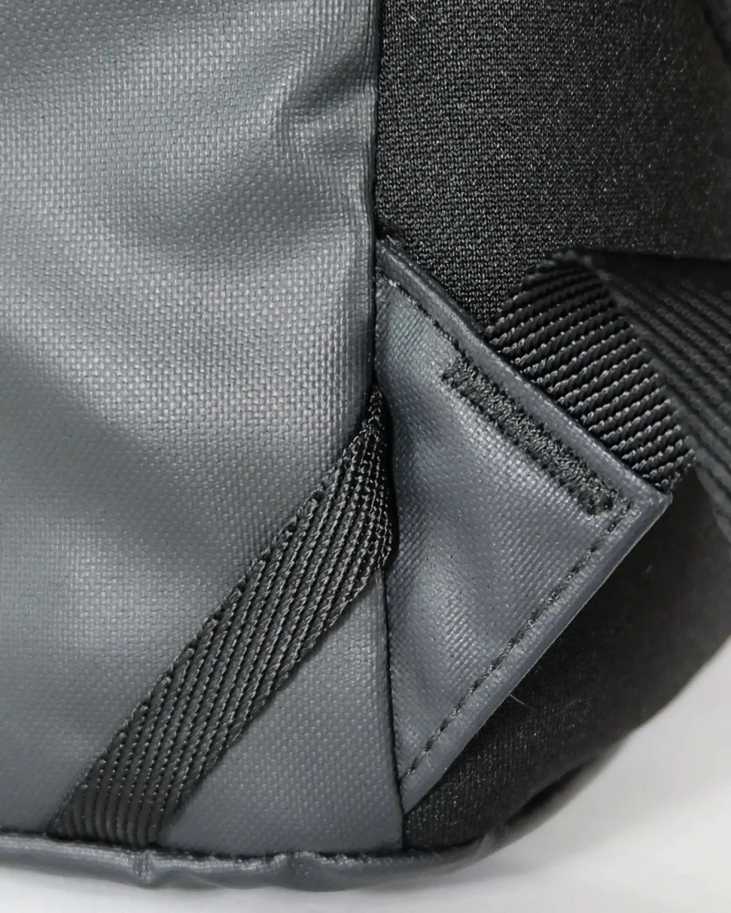 Day Pack Mini Sleek Black – Ansicht 2