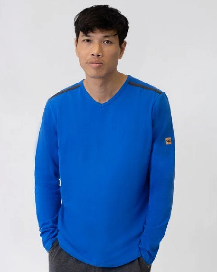 Blau
