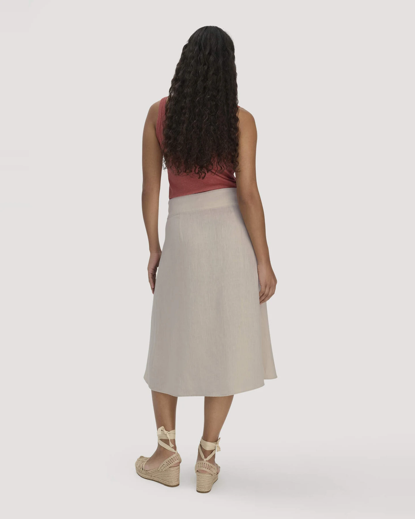 hessnatur Damen Rock Midi Regular aus Leinen - beige - Größe 38 – Ansicht 2