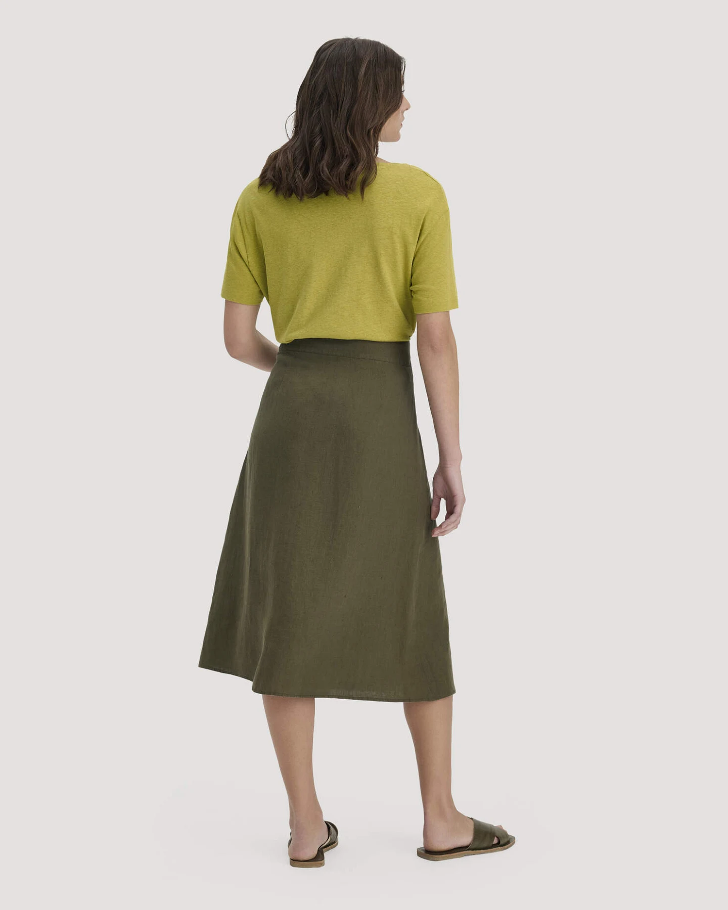 hessnatur Damen Rock Midi Regular aus Leinen - grün - Größe 36 – Ansicht 2