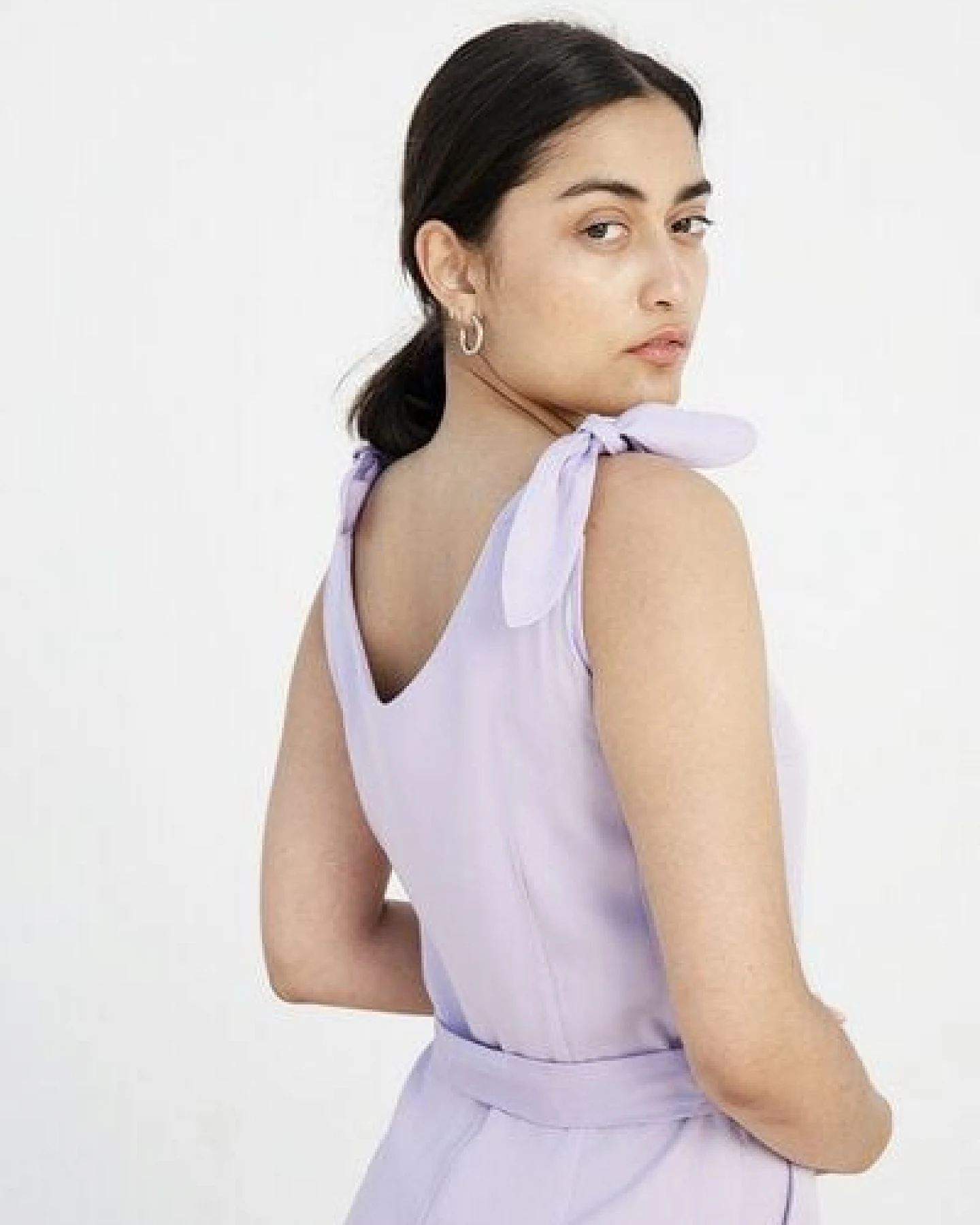 Studio Hertzberg JUMPSUIT "FA-SAA" AUS SEIDIG UND SAMTIGEM PREMIUM TENCEL – Ansicht 3