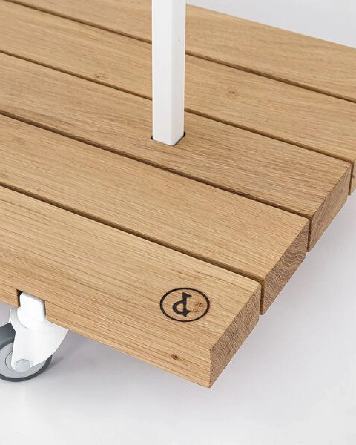 weld & co Kleiderstange Eiche 01 – Ansicht 3