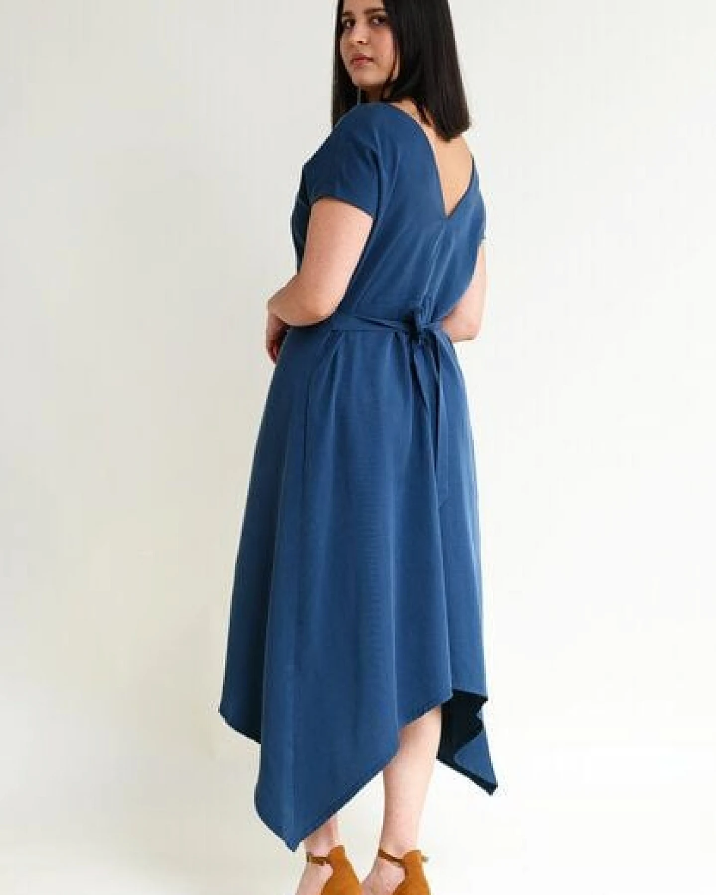 Studio Hertzberg Elegantes KII-RAA Sommerkleid aus Tencel – Ansicht 2