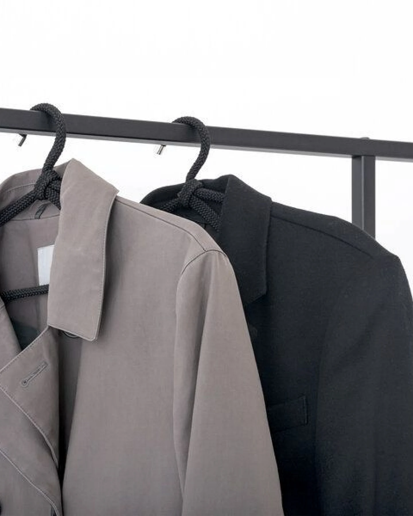 weld & co Garderobe Nussbaum 01 – Ansicht 3