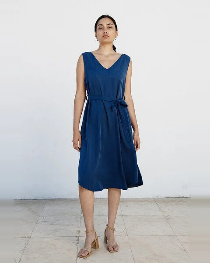 Studio Hertzberg MIDIKLEID "LAU-RAA" AUS TENCEL