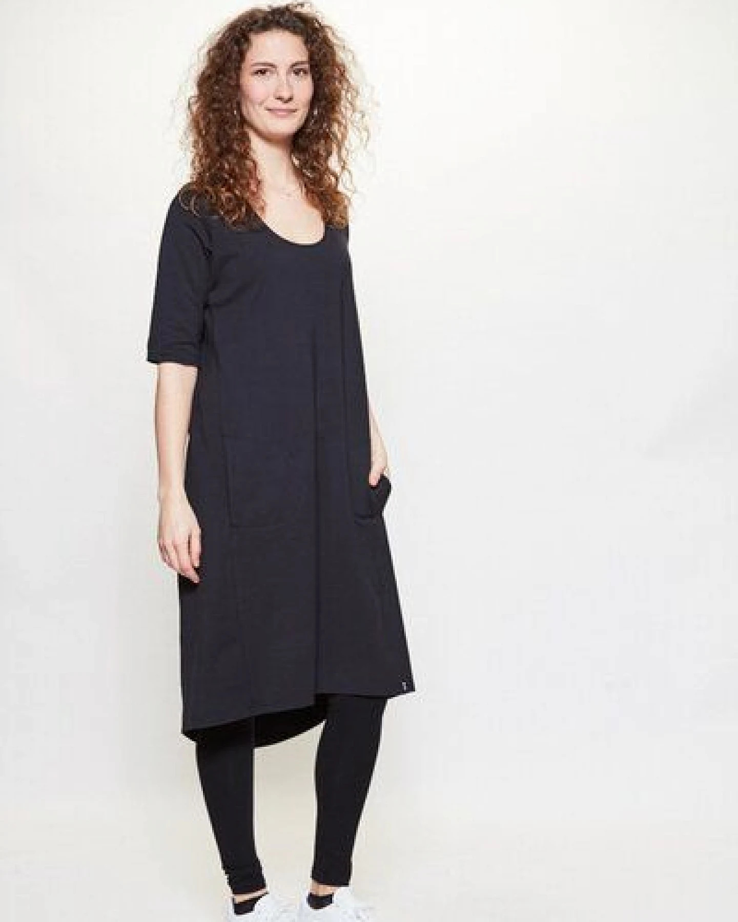 LUMEN organic Midi-Kleid mit 1/2 Ärmel JERSEY schwarz – Ansicht 2