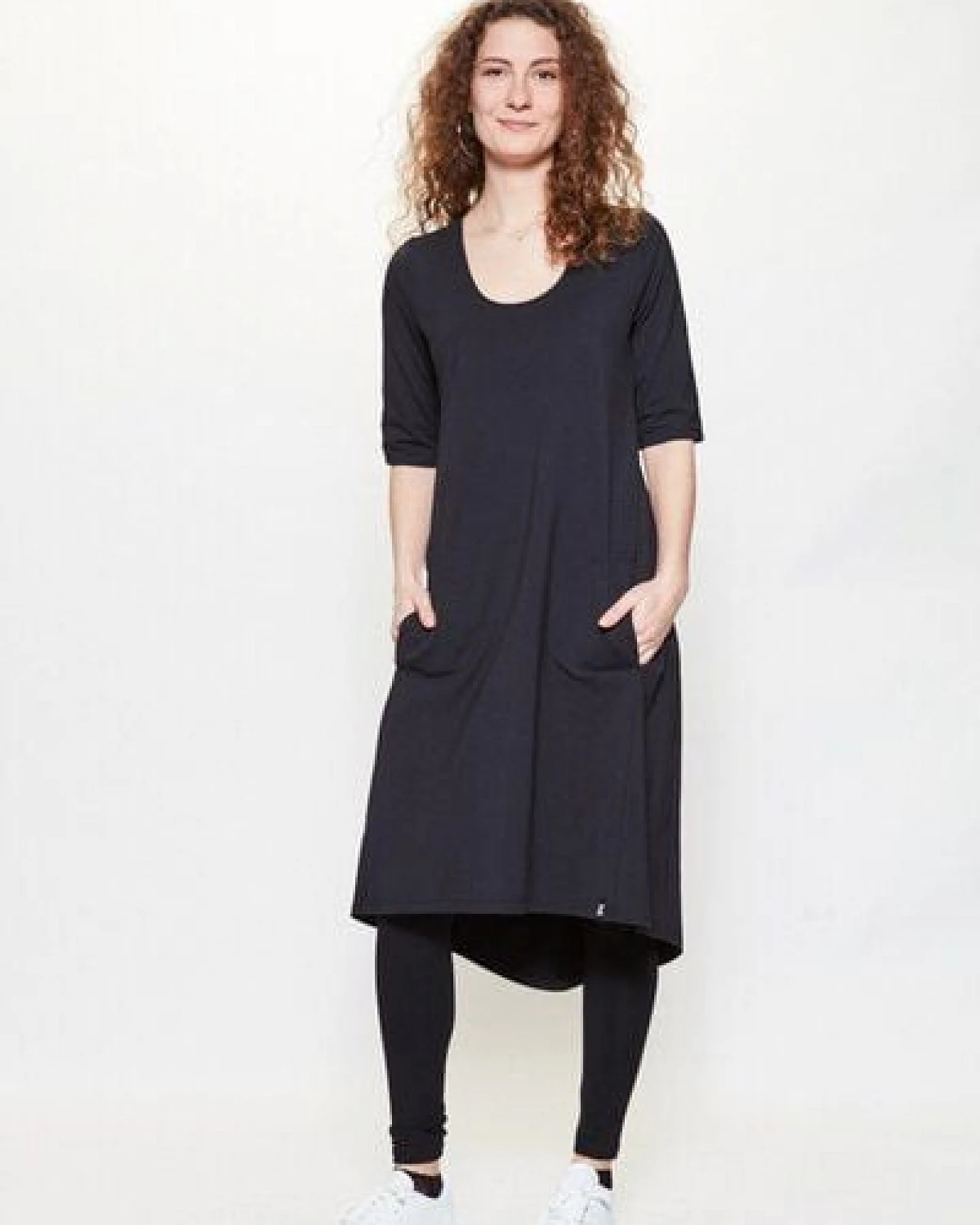 LUMEN organic Midi-Kleid mit 1/2 Ärmel JERSEY schwarz – Ansicht 3