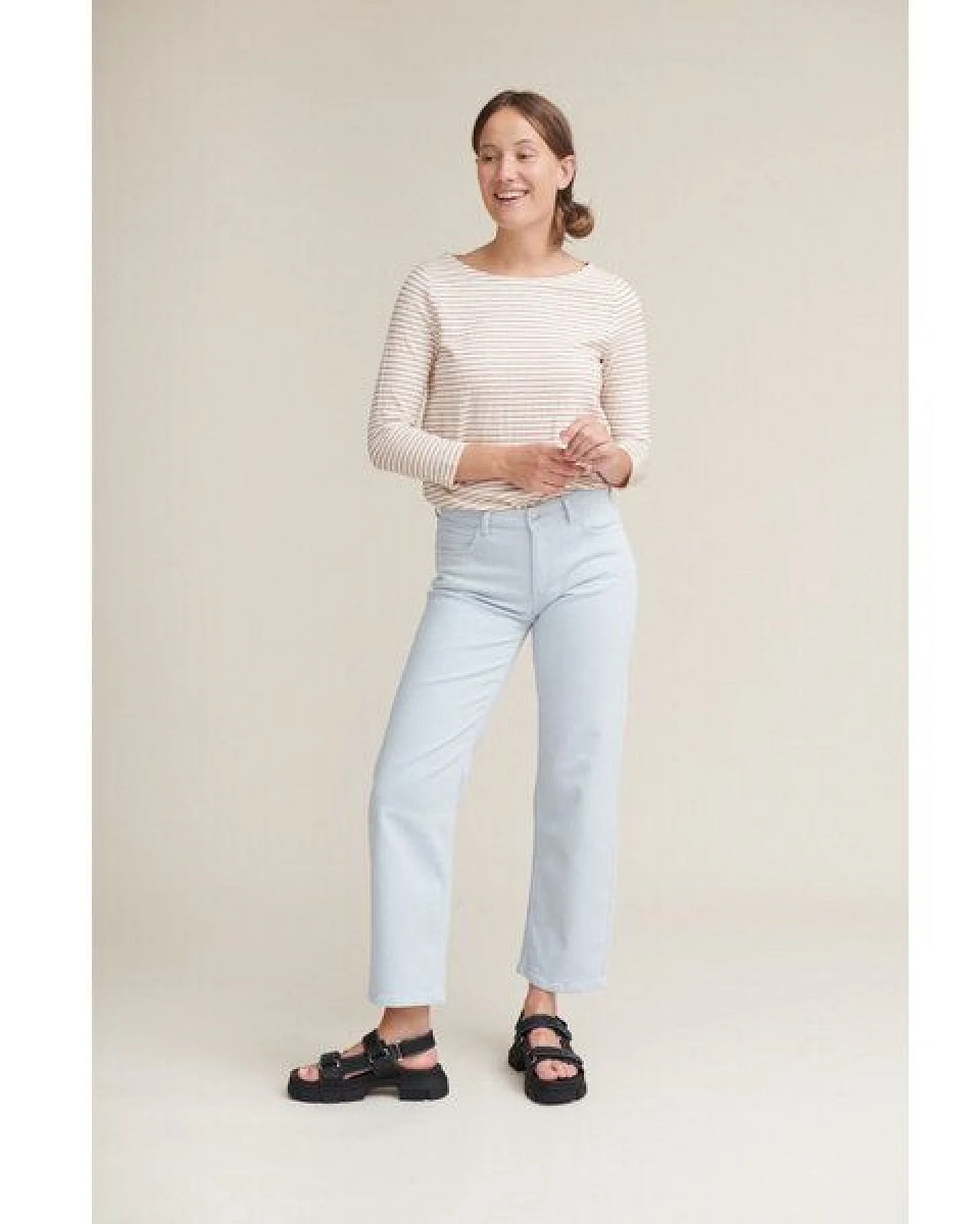 Basic Apparel Mom-Fit Jeans ELISA aus Bio-Baumwolle – Ansicht 2