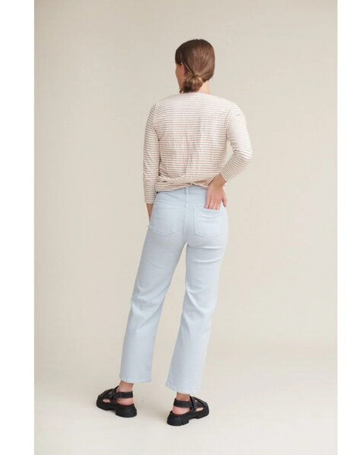 Basic Apparel Mom-Fit Jeans ELISA aus Bio-Baumwolle – Ansicht 3