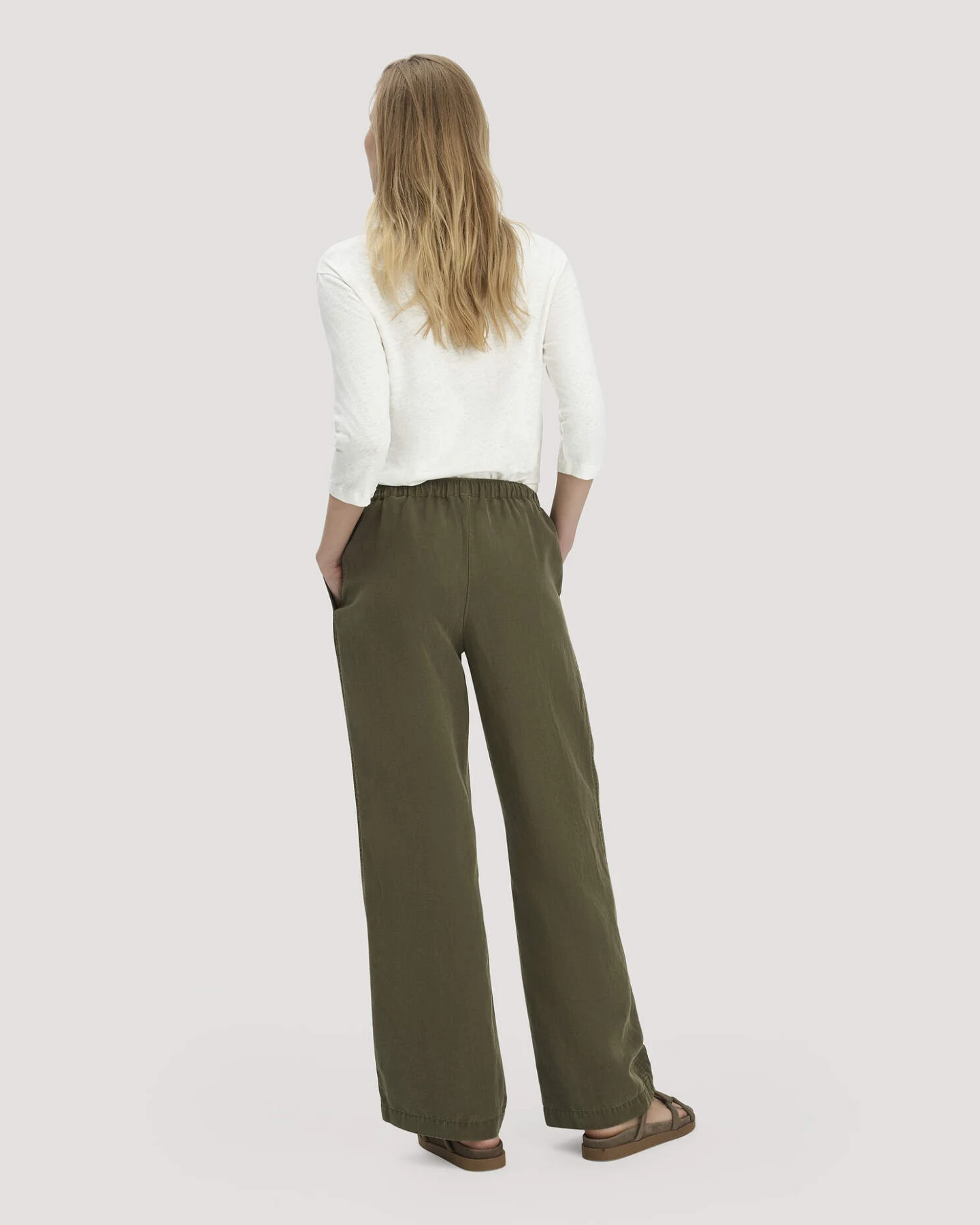 hessnatur Damen Hose Wide Leg aus TENCEL™ Lyocell mit Leinen - grün - Größe 34 – Ansicht 2